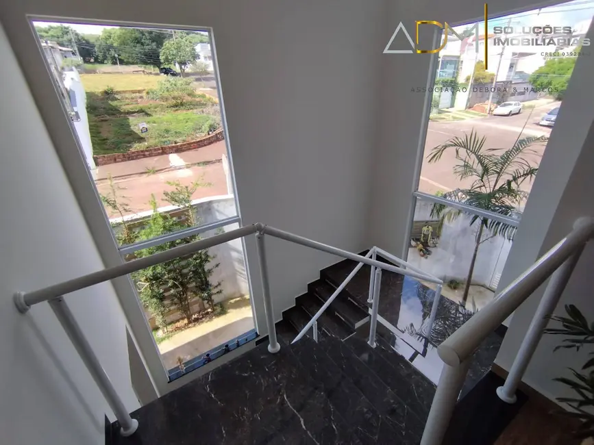 Foto 5 de Casa com 5 quartos à venda, 372m2 em Jardim Chácara dos Pinheiros, Botucatu - SP