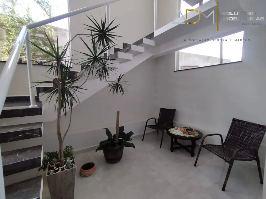 Foto 8 de Casa com 5 quartos à venda, 372m2 em Jardim Chácara dos Pinheiros, Botucatu - SP