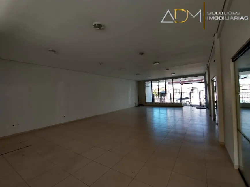 Foto 9 de Sala Comercial para alugar, 300m2 em Centro, Botucatu - SP