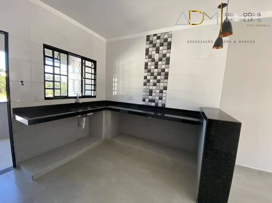 Casa com 2 quartos à venda, 180m2 em Botucatu - SP - imagem 7 Foto 7 de Casa com 2 quartos à venda, 180m2 em Botucatu - SP