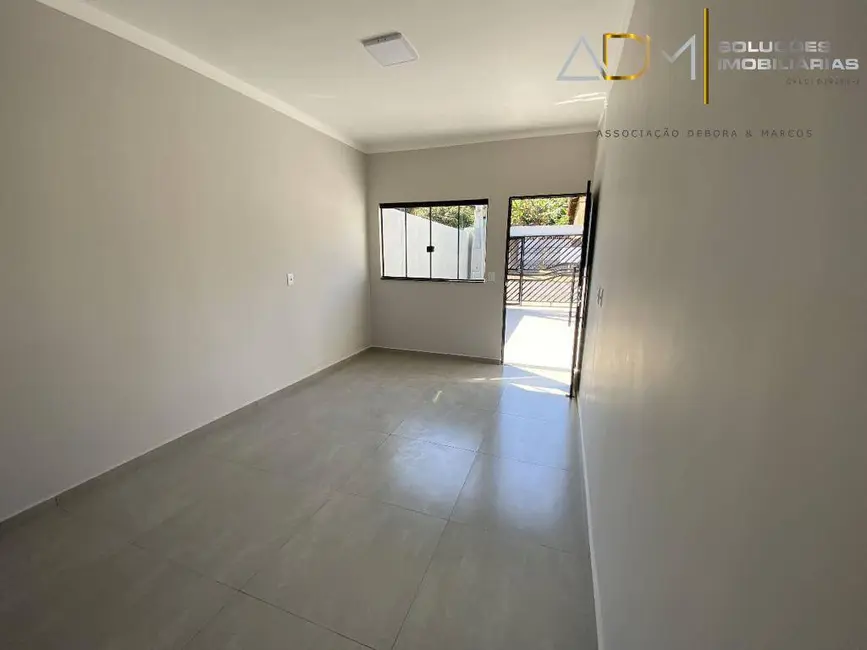 Casa com 2 quartos à venda, 180m2 em Botucatu - SP - imagem 6 Foto 6 de Casa com 2 quartos à venda, 180m2 em Botucatu - SP