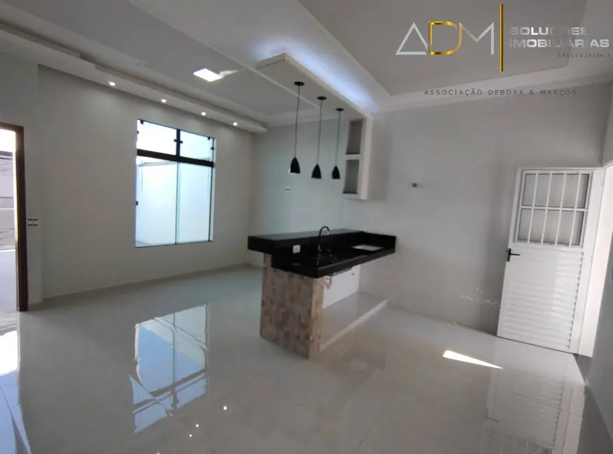 Foto 5 de Casa com 2 quartos à venda, 137m2 em Lívia, Botucatu - SP