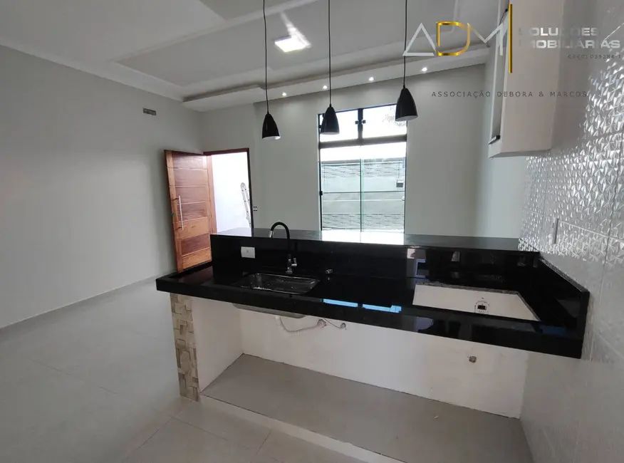 Foto 8 de Casa com 2 quartos à venda, 137m2 em Lívia, Botucatu - SP