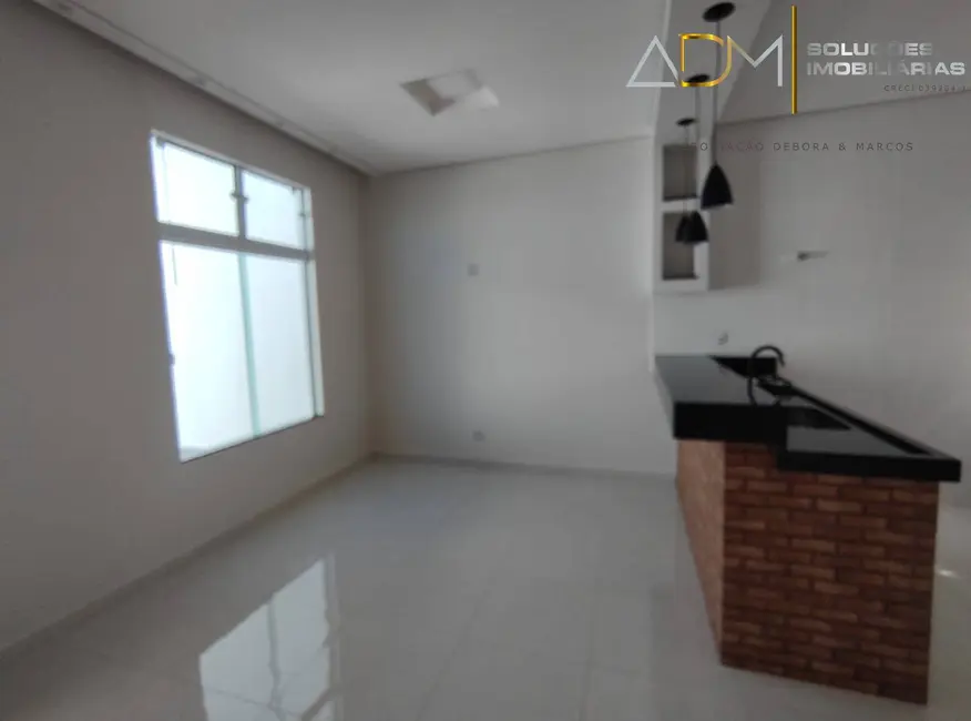 Foto 5 de Casa com 2 quartos à venda, 137m2 em Lívia, Botucatu - SP