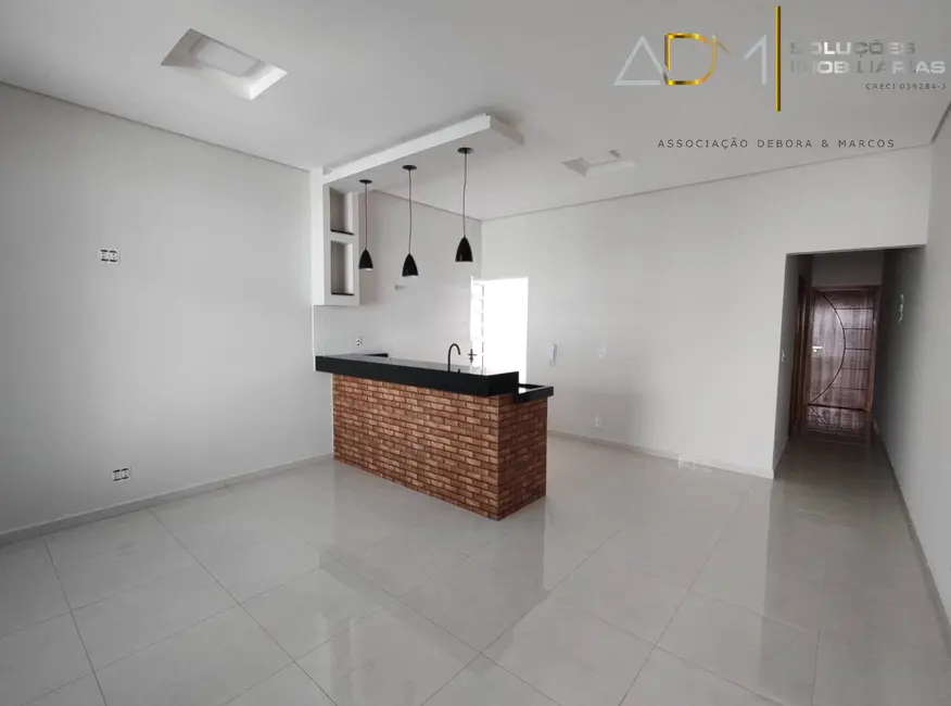 Foto 3 de Casa com 2 quartos à venda, 137m2 em Lívia, Botucatu - SP