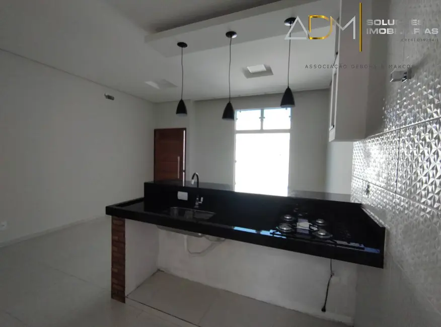 Foto 6 de Casa com 2 quartos à venda, 137m2 em Lívia, Botucatu - SP