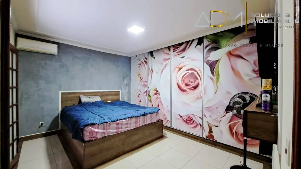 Foto 7 de Sobrado com 4 quartos à venda, 360m2 em Jardim Aeroporto, Botucatu - SP