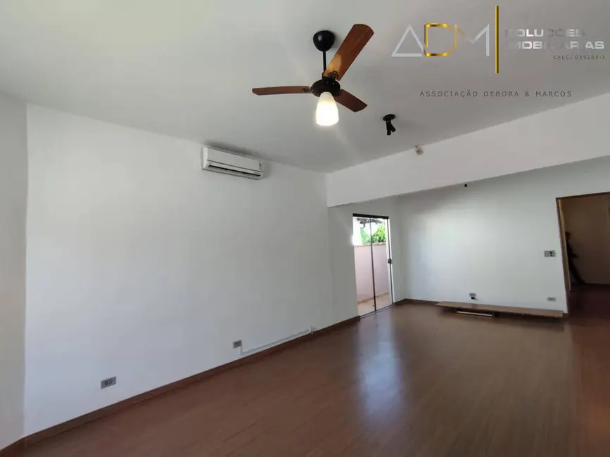 Foto 4 de Casa com 3 quartos à venda, 350m2 em Vila Lavapés, Botucatu - SP