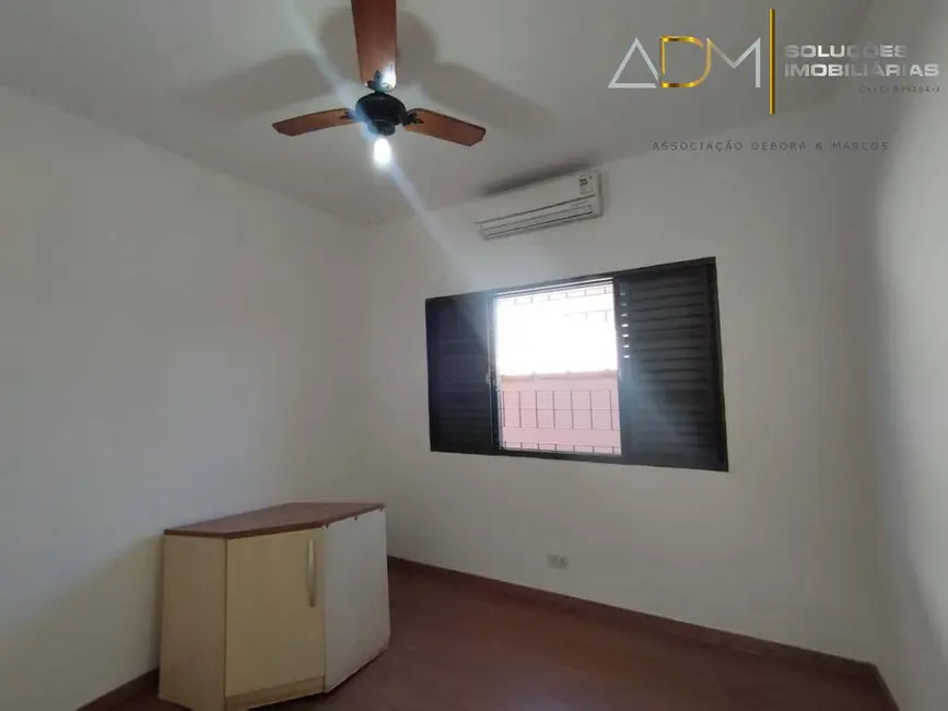 Foto 8 de Casa com 3 quartos à venda, 350m2 em Vila Lavapés, Botucatu - SP