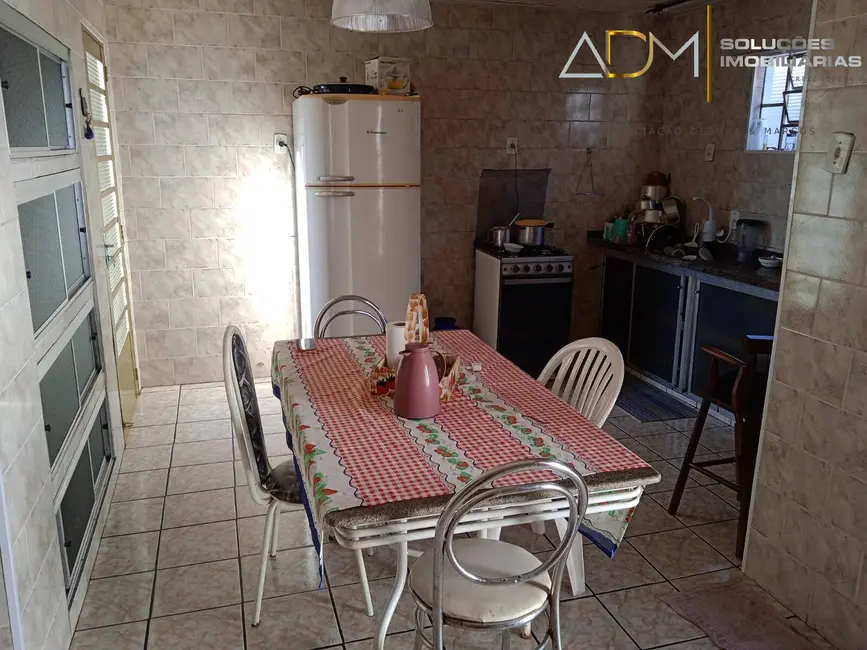 Foto 3 de Casa com 2 quartos à venda, 259m2 em Vila dos Lavradores, Botucatu - SP