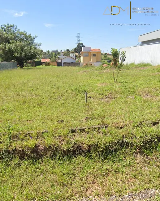 Foto 1 de Terreno / Lote à venda, 300m2 em Jardim Tropical, Botucatu - SP