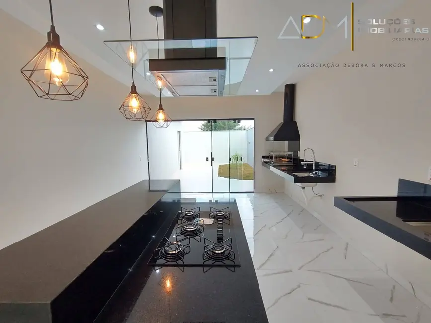 Foto 1 de Casa com 3 quartos à venda, 250m2 em Residencial Ouro Verde, Botucatu - SP