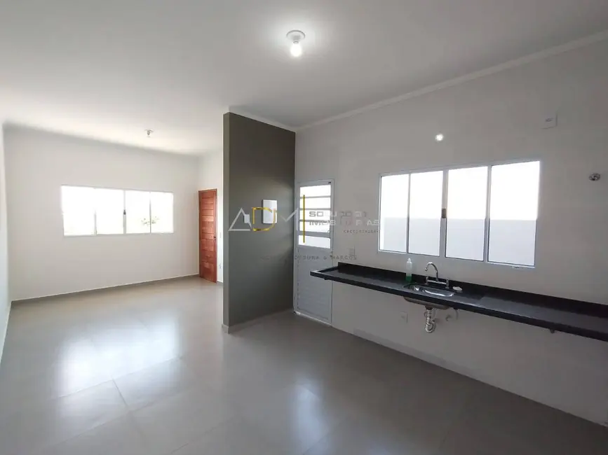 Foto 5 de Casa com 2 quartos à venda, 125m2 em Residencial Plaza Martin, Botucatu - SP
