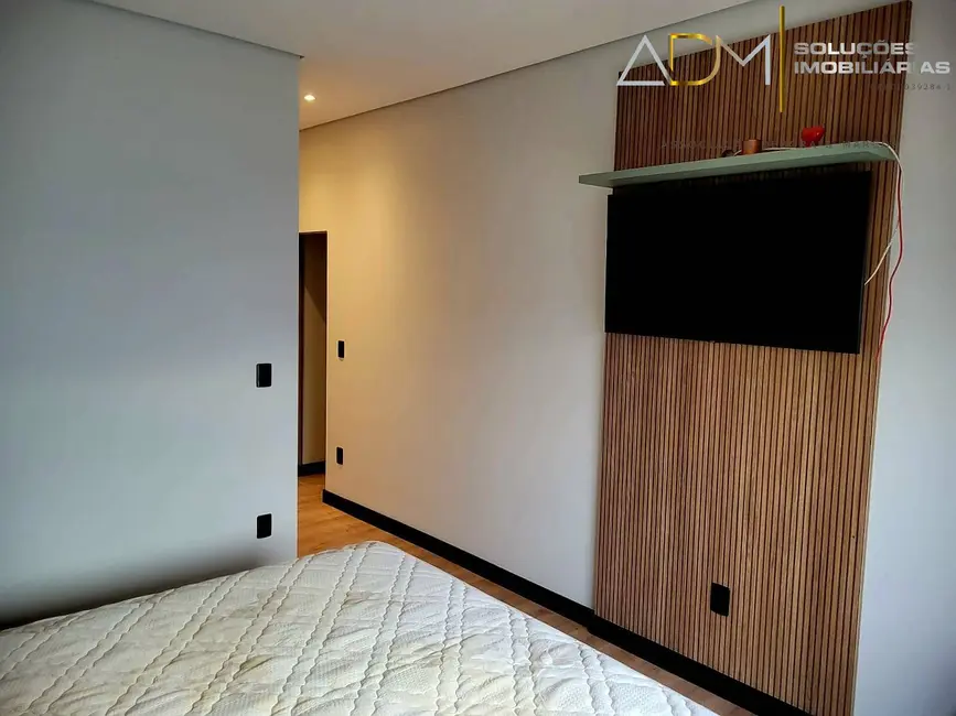 Foto 9 de Casa com 3 quartos à venda, 450m2 em Parque Residencial Nazaré, Botucatu - SP