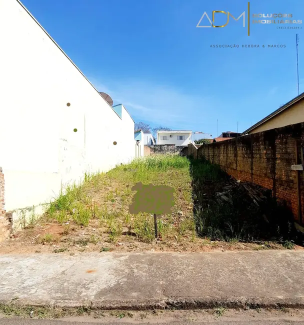 Foto 3 de Terreno / Lote à venda, 324m2 em Centro, Botucatu - SP
