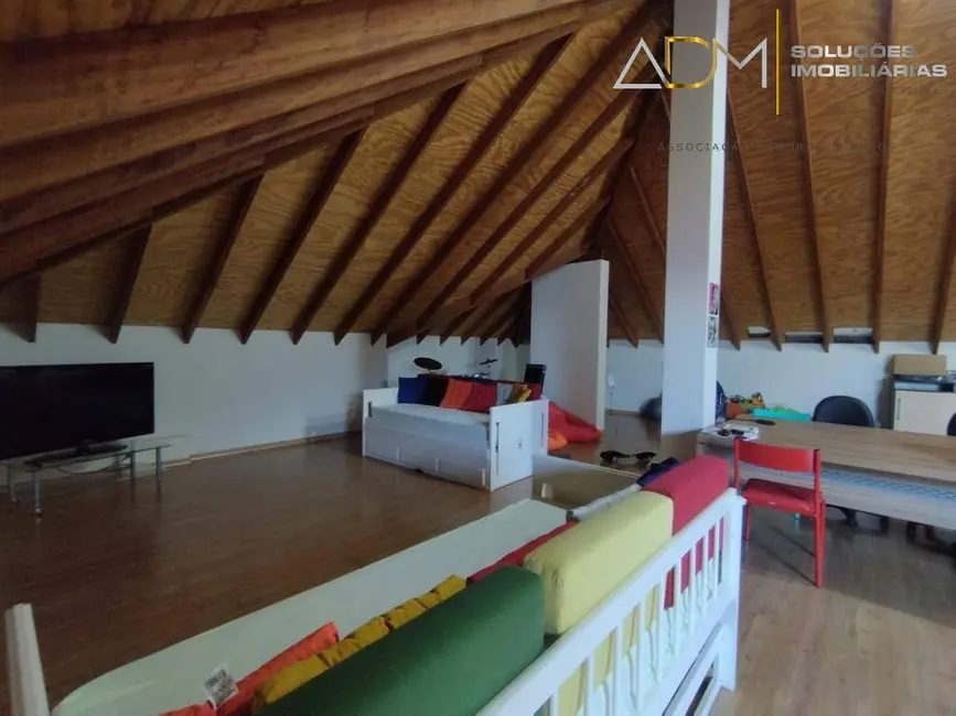 Foto 3 de Casa de Condomínio com 4 quartos à venda, 1360m2 em Botucatu - SP