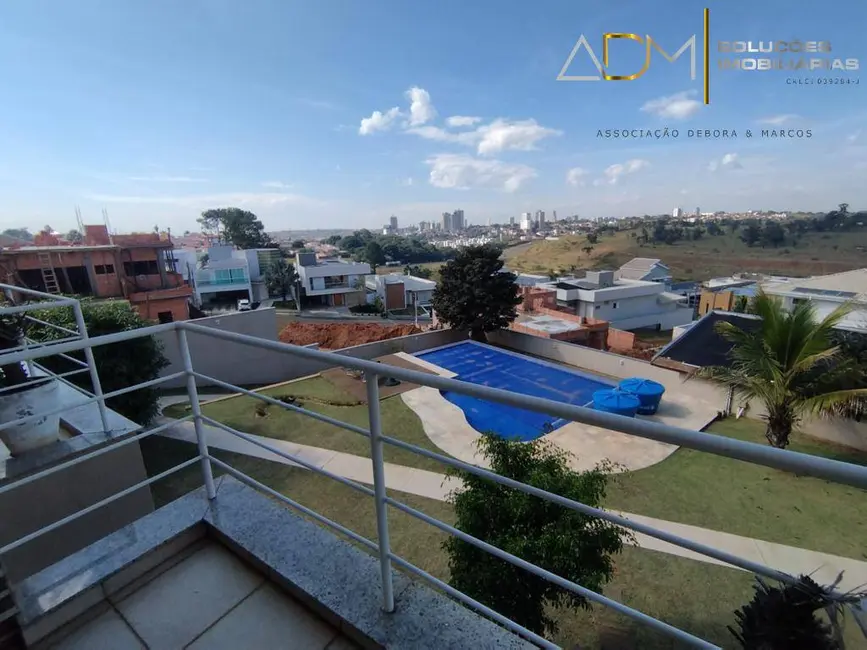 Foto 8 de Casa de Condomínio com 4 quartos à venda, 1360m2 em Botucatu - SP