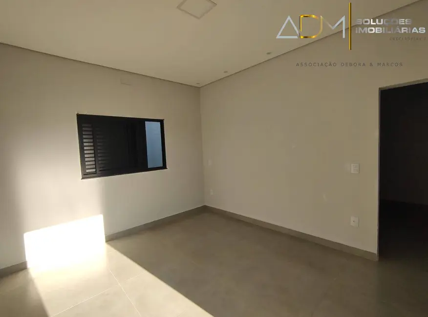 Foto 7 de Casa com 3 quartos à venda, 250m2 em Villas Paraíso, Botucatu - SP