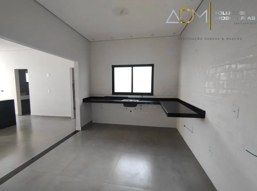 Foto 6 de Casa com 3 quartos à venda, 250m2 em Villas Paraíso, Botucatu - SP