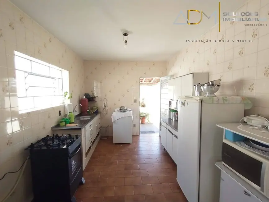 Foto 7 de Casa com 4 quartos à venda, 285m2 em Vila Maria, Botucatu - SP