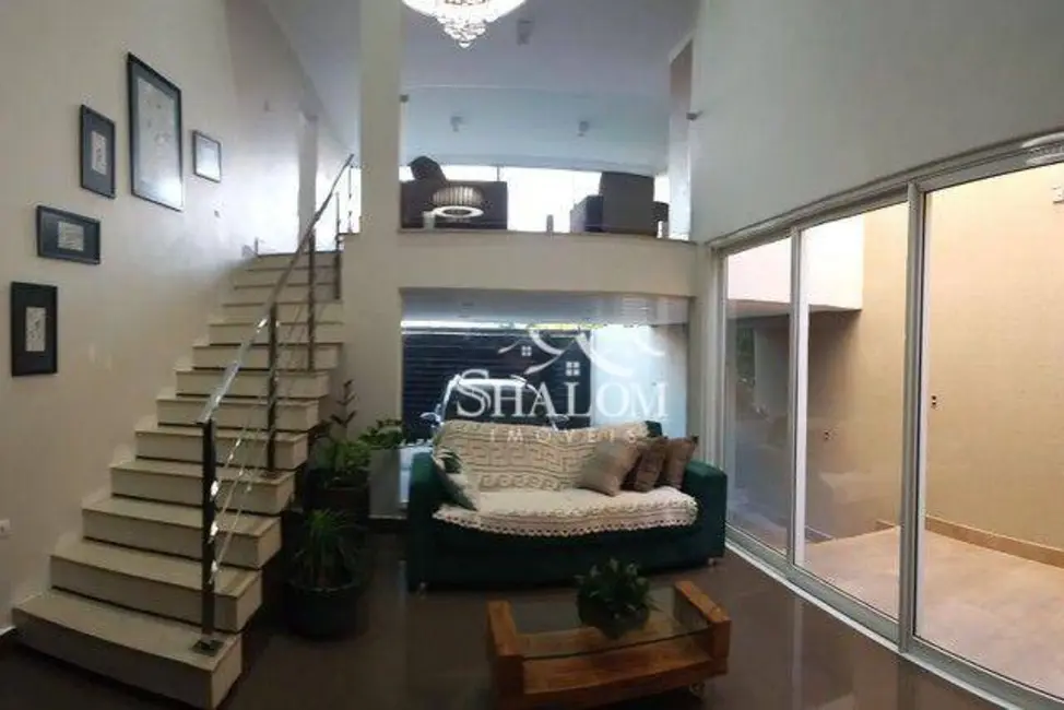 Sobrado com 4 quartos à venda, 312m2 em Jardim Novo Horizonte, Maringa - PR - imagem 9 Foto 9 de Sobrado com 4 quartos à venda, 312m2 em Jardim Novo Horizonte, Maringa - PR