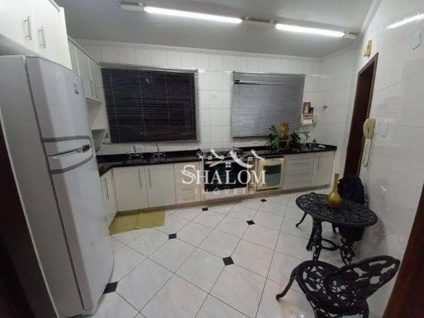 Foto 8 de Apartamento com 3 quartos à venda, 215m2 em Zona 07, Maringa - PR