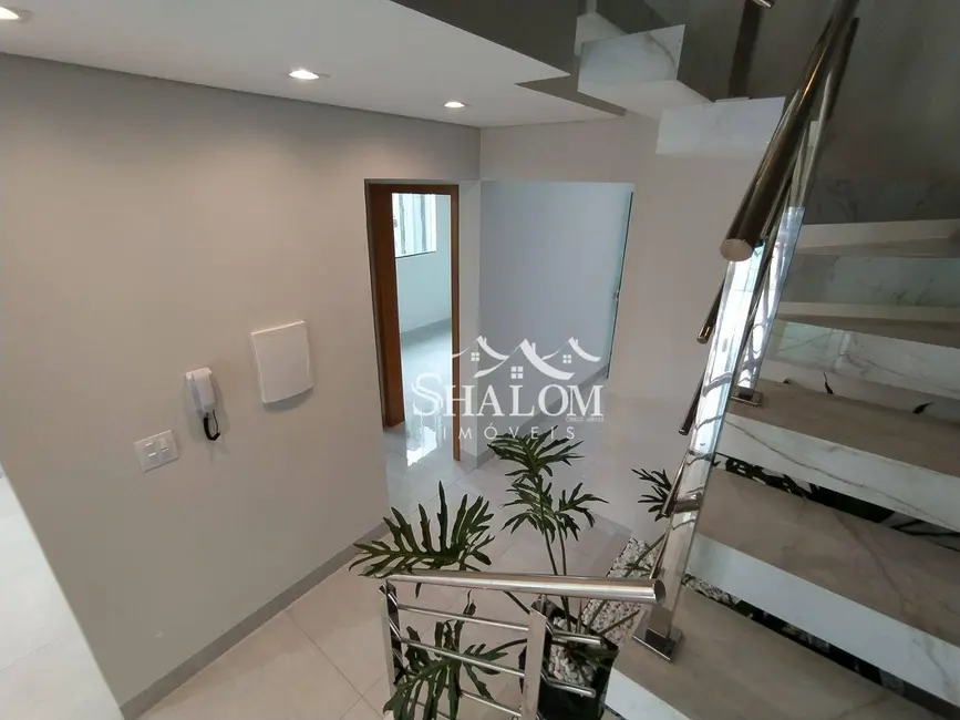 Foto 7 de Sobrado com 3 quartos à venda, 150m2 em Jardim Dias II, Maringa - PR