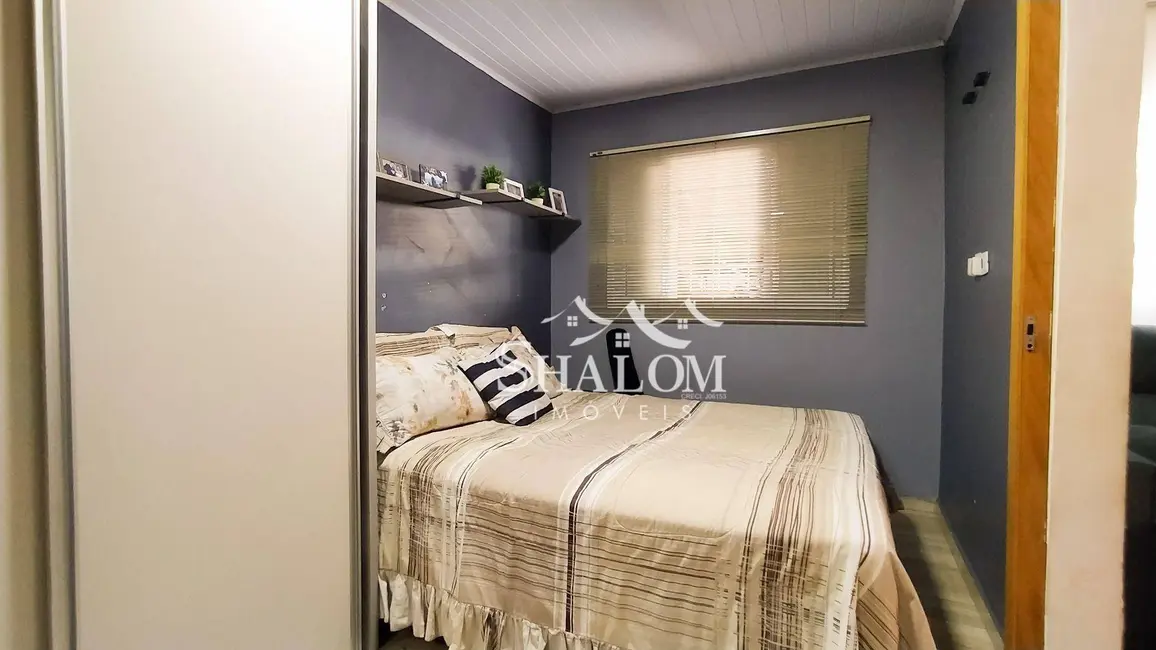 Casa com 3 quartos à venda, 138m2 em Jardim Independência II, Sarandi - PR - imagem 8 Foto 8 de Casa com 3 quartos à venda, 138m2 em Jardim Independência II, Sarandi - PR