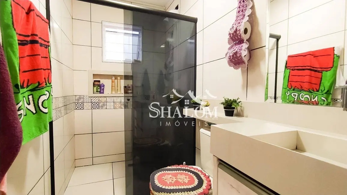 Casa com 3 quartos à venda, 138m2 em Jardim Independência II, Sarandi - PR - imagem 9 Foto 9 de Casa com 3 quartos à venda, 138m2 em Jardim Independência II, Sarandi - PR