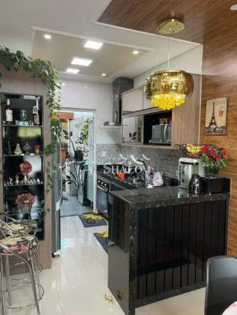 Casa com 3 quartos à venda, 150m2 em Jardim Araucária, Maringa - PR - imagem 5 Foto 5 de Casa com 3 quartos à venda, 150m2 em Jardim Araucária, Maringa - PR