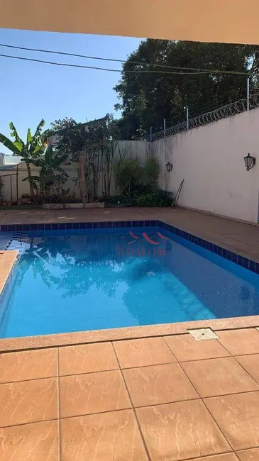 Sobrado com 5 quartos à venda, 1116m2 em Zona 08, Maringa - PR - imagem 9 Foto 9 de Sobrado com 5 quartos à venda, 1116m2 em Zona 08, Maringa - PR