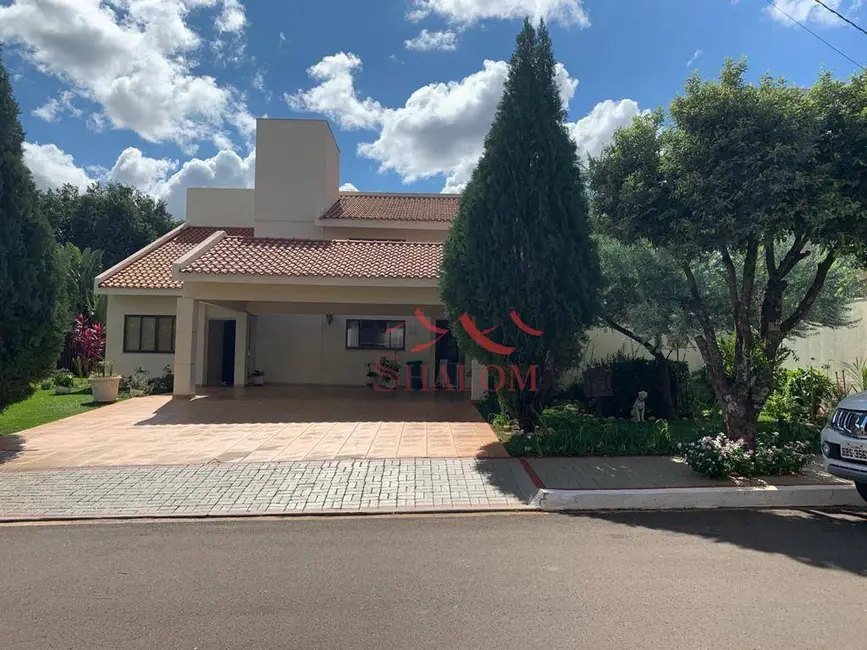 Sobrado com 5 quartos à venda, 1116m2 em Zona 08, Maringa - PR - imagem 4 Foto 4 de Sobrado com 5 quartos à venda, 1116m2 em Zona 08, Maringa - PR