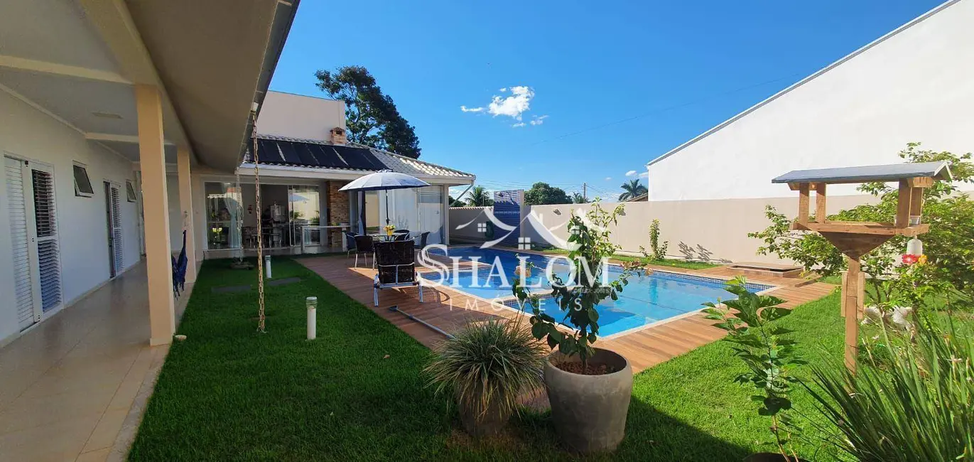 Foto 4 de Chácara com 3 quartos à venda, 627m2 em Santo Inacio - PR