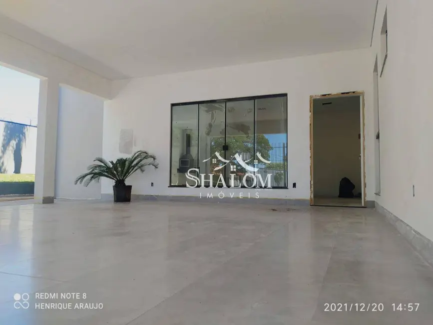 Casa com 3 quartos à venda, 323m2 em Parque das Grevíleas, Maringa - PR - imagem 6 Foto 6 de Casa com 3 quartos à venda, 323m2 em Parque das Grevíleas, Maringa - PR