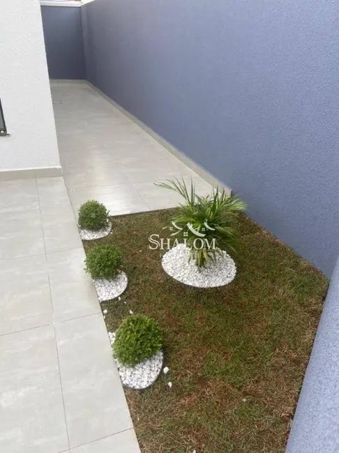 Casa com 3 quartos à venda, 162m2 em Jardim Colina Verde, Maringa - PR - imagem 4 Foto 4 de Casa com 3 quartos à venda, 162m2 em Jardim Colina Verde, Maringa - PR
