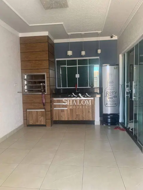 Casa com 3 quartos à venda, 150m2 em Maringa - PR - imagem 7 Foto 7 de Casa com 3 quartos à venda, 150m2 em Maringa - PR