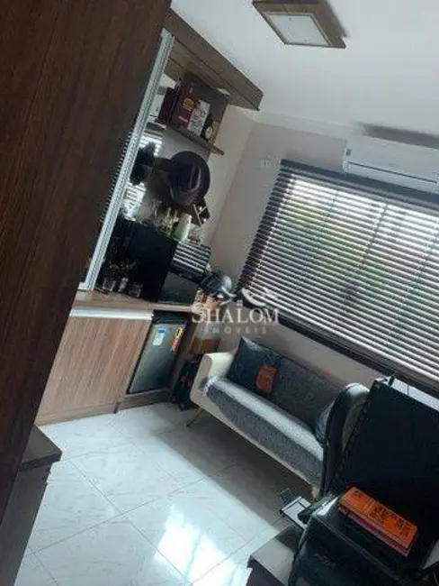 Casa com 3 quartos à venda, 150m2 em Maringa - PR - imagem 6 Foto 6 de Casa com 3 quartos à venda, 150m2 em Maringa - PR