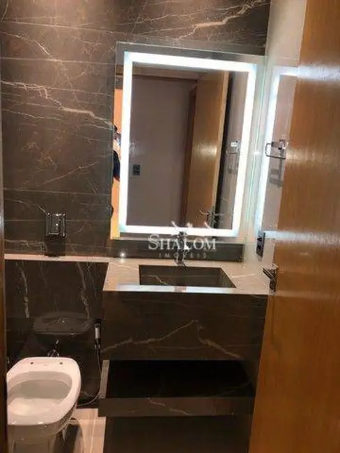 Casa com 3 quartos à venda, 200m2 em Bom Jardim, Maringa - PR - imagem 3 Foto 3 de Casa com 3 quartos à venda, 200m2 em Bom Jardim, Maringa - PR