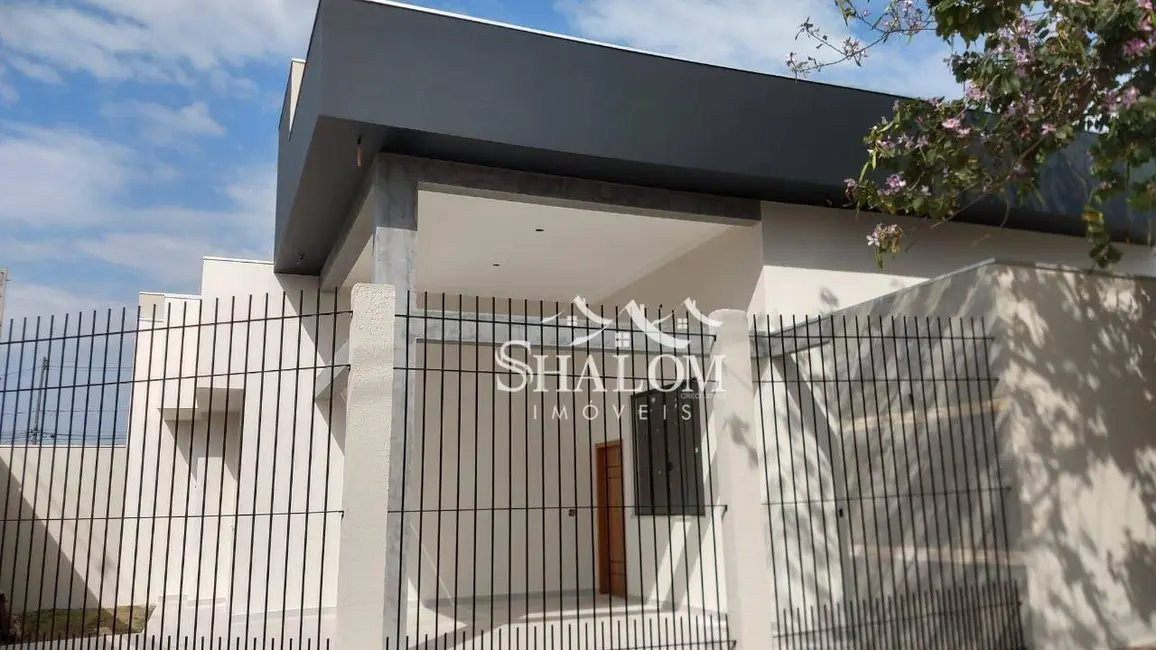 Casa com 3 quartos à venda, 210m2 em Jardim Monte Rei, Maringa - PR - imagem 3 Foto 3 de Casa com 3 quartos à venda, 210m2 em Jardim Monte Rei, Maringa - PR