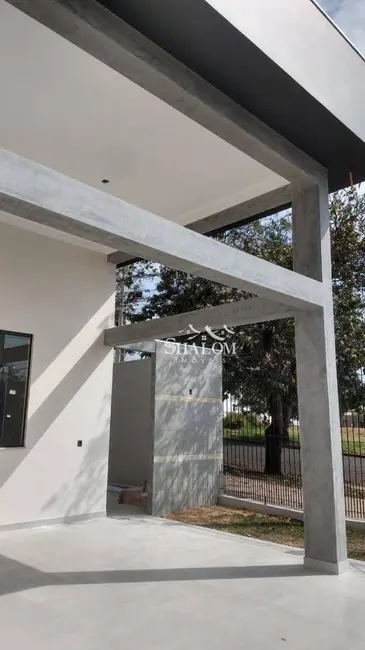 Casa com 3 quartos à venda, 210m2 em Jardim Monte Rei, Maringa - PR - imagem 5 Foto 5 de Casa com 3 quartos à venda, 210m2 em Jardim Monte Rei, Maringa - PR