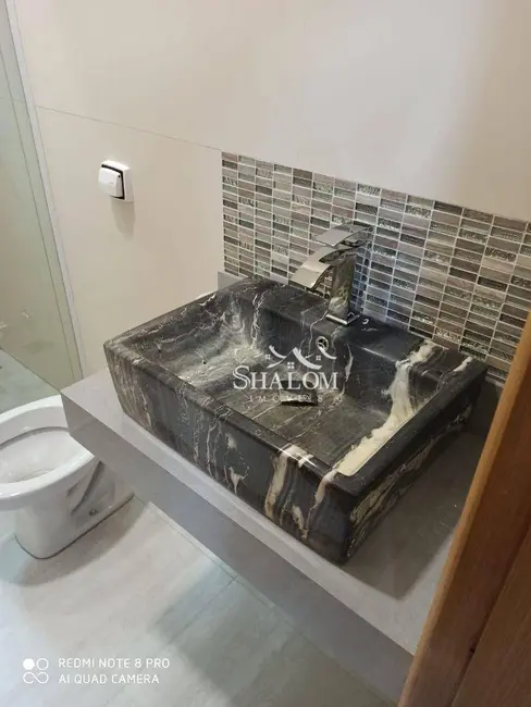 Casa com 3 quartos à venda, 165m2 em Jardim Real, Maringa - PR - imagem 4 Foto 4 de Casa com 3 quartos à venda, 165m2 em Jardim Real, Maringa - PR