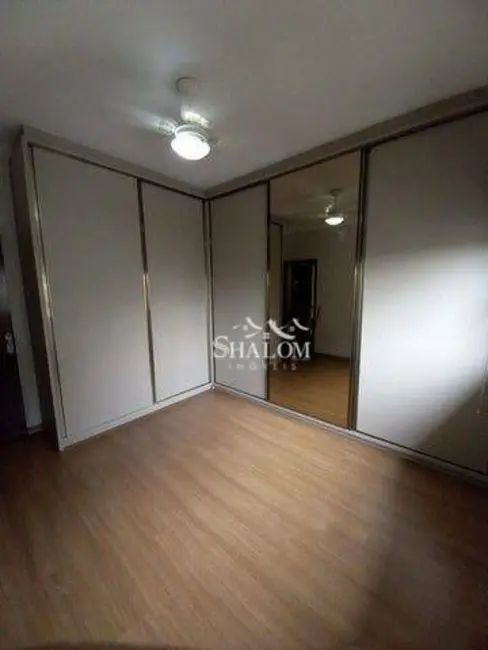 Sobrado com 3 quartos à venda, 253m2 em Parque Palmeiras, Maringa - PR - imagem 9 Foto 9 de Sobrado com 3 quartos à venda, 253m2 em Parque Palmeiras, Maringa - PR