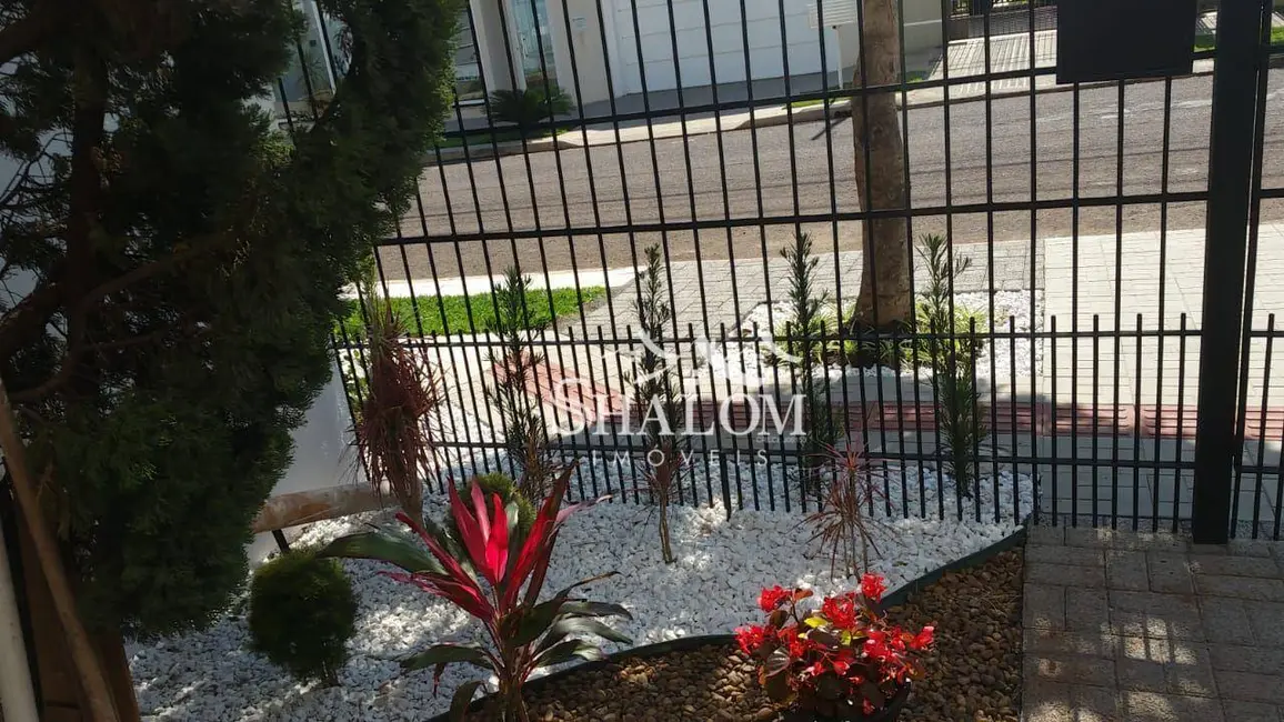 Foto 4 de Sobrado com 4 quartos à venda, 236m2 em Jardim Guaporé, Maringa - PR