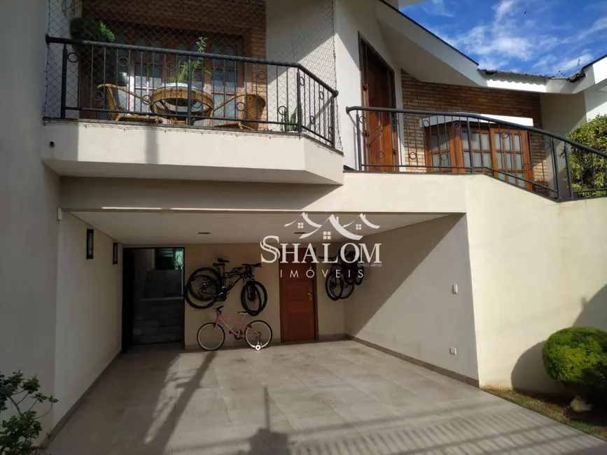 Casa com 4 quartos à venda, 580m2 em Jardim Higienópolis, Maringa - PR - imagem 4 Foto 4 de Casa com 4 quartos à venda, 580m2 em Jardim Higienópolis, Maringa - PR