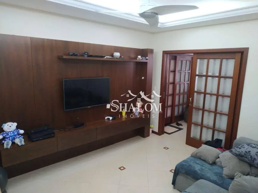 Casa com 4 quartos à venda, 580m2 em Jardim Higienópolis, Maringa - PR - imagem 6 Foto 6 de Casa com 4 quartos à venda, 580m2 em Jardim Higienópolis, Maringa - PR