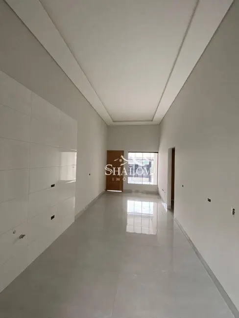 Casa com 3 quartos à venda, 150m2 em Jardim Rebouças, Maringa - PR - imagem 6 Foto 6 de Casa com 3 quartos à venda, 150m2 em Jardim Rebouças, Maringa - PR
