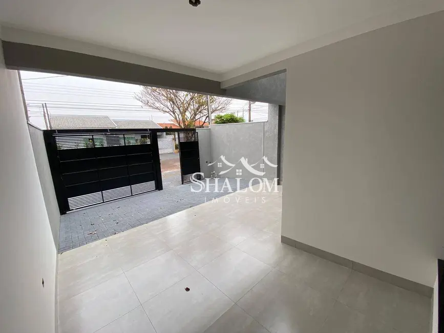 Casa com 3 quartos à venda, 150m2 em Jardim Rebouças, Maringa - PR - imagem 4 Foto 4 de Casa com 3 quartos à venda, 150m2 em Jardim Rebouças, Maringa - PR