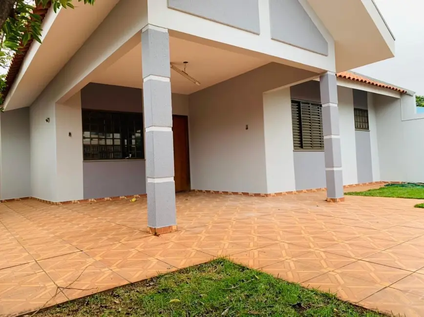 Foto 3 de Casa com 3 quartos à venda, 211m2 em Parque das Laranjeiras, Maringa - PR