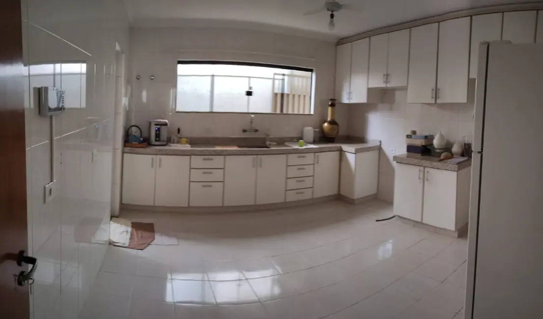 Foto 8 de Casa com 3 quartos à venda, 380m2 em Zona 22, Maringa - PR