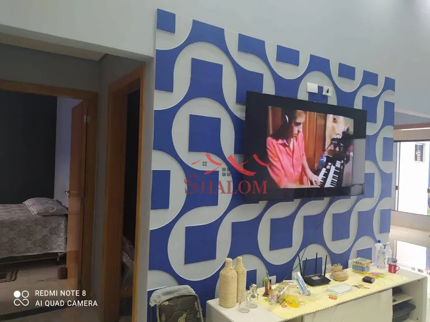 Casa com 3 quartos à venda, 204m2 em Maringa - PR - imagem 7 Foto 7 de Casa com 3 quartos à venda, 204m2 em Maringa - PR